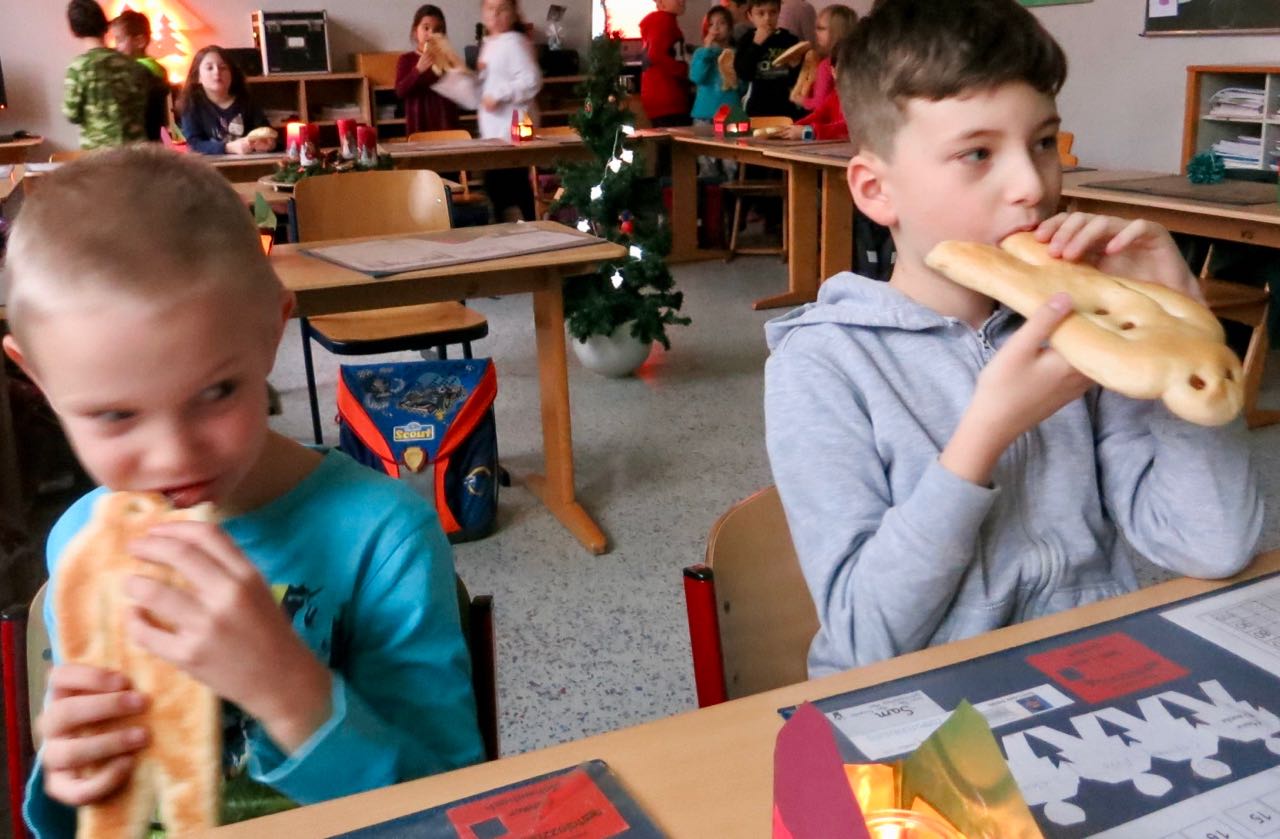 Nikolaus 12