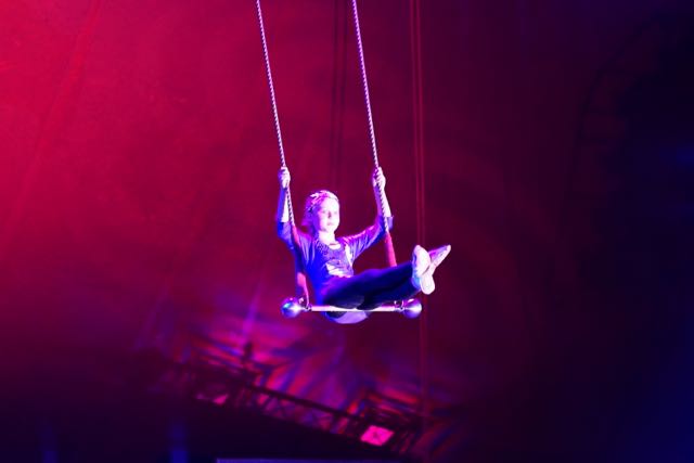 Zirkus 18