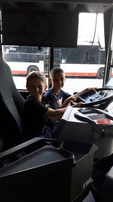 Bus 10